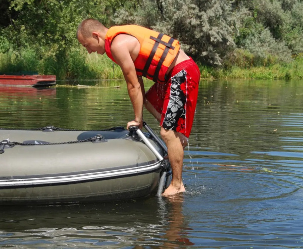 Сходи складні FASTEN з алюмінієвої труби 32 мм (Fl032) (01.11.002.01.04)