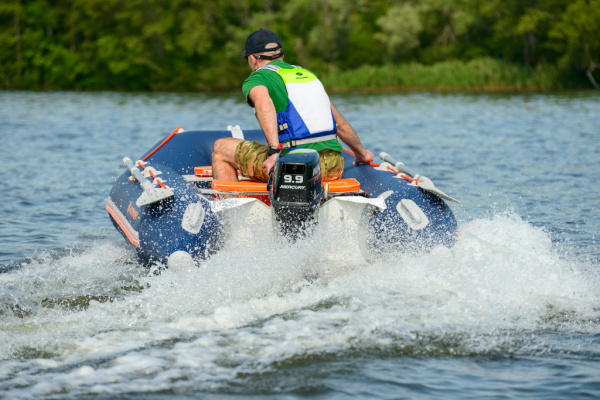 Надувний човен Kolibri КМ-245D