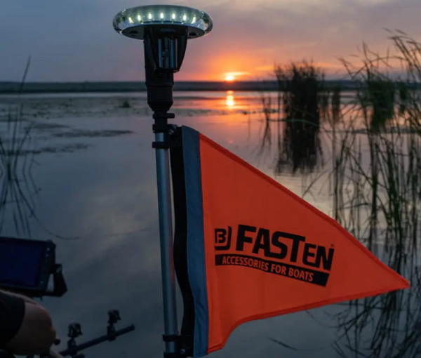 Навігаційний прапор FASTEN Nd001 зі світловідбиваючою стрічкою (01.08.015.01.31)