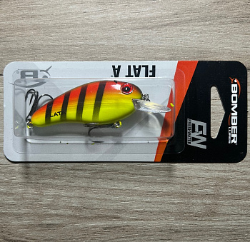 Воблер Bomber Flat 62 мм 10,6 г